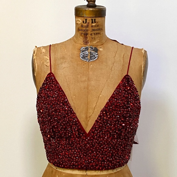 Alice + Olivia Bordeaux Red Crystal Embellished Crop Top With Smocked Ba… - Picture 13 of 16